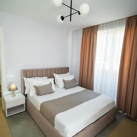 Select 6 Apartamento