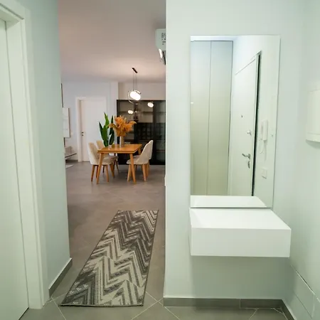 Select 6 Apartamento