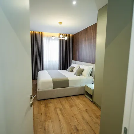 Select 6 Apartamento
