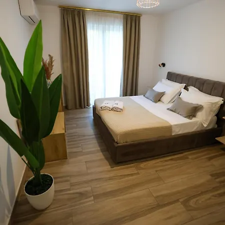 Select 6 * Tirana