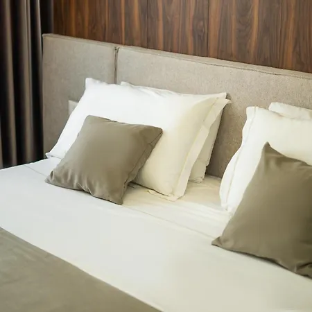 Select 6 Apartment Tirana