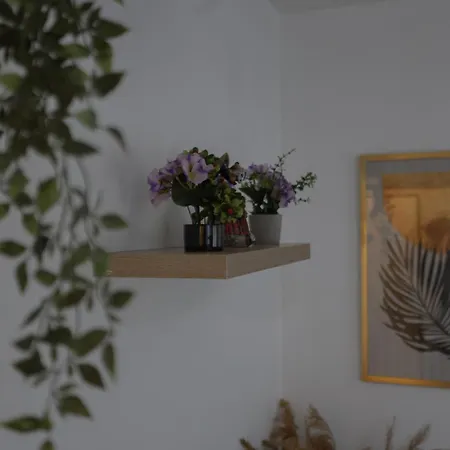 Select 6 Apartment *