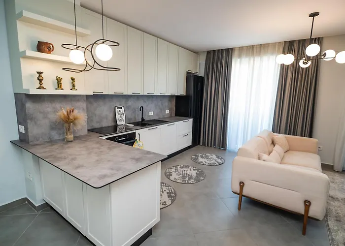 Select 6 Apartament *