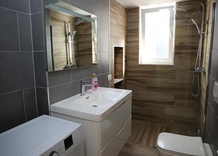 Apartament Select 6 *